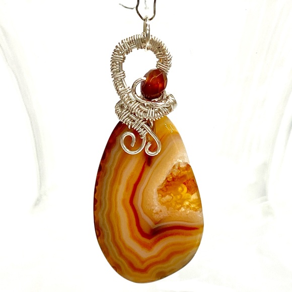 HANDMADE Agate Stone Hand Wrapped Pendant - Picture 6 of 10